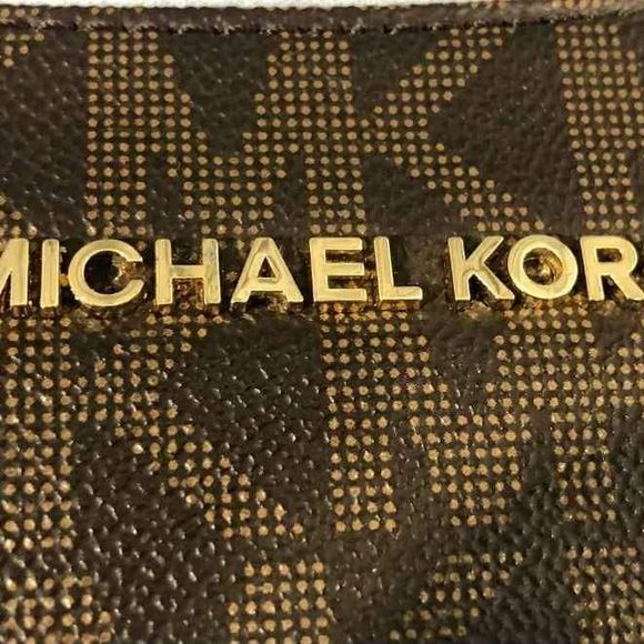 Michael Kors Designer Hattie MK Monogram Crossbody Bag Purse Handbag - Picture 6 of 9